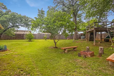 1307 Shady Hollow, Euless, TX 76039 - Photo 24