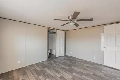 434 Valley Ridge Drive, Bridgeport, TX 76426 - Photo 32
