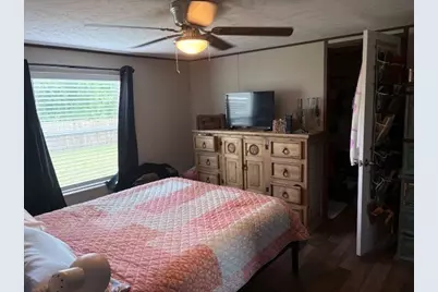 434 Valley Ridge Drive, Bridgeport, TX 76426 - Photo 18