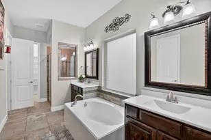 510 Garden Ave, Euless, TX 76039 - Photo 12
