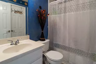 7712 Brookview Ct, Irving, TX 75063 - Photo 18