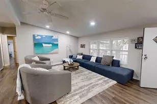3703 Hartwood Dr, Granbury, TX 76049 - Photo 6