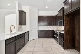 7320 Spring Ranch Ct, Godley, TX 76044 - Photo 18