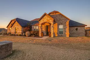 7320 Spring Ranch Ct, Godley, TX 76044 - Photo 38
