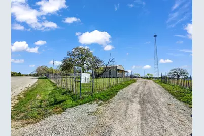 4507 County Road 2690, Alvord, TX 76225 - Photo 10