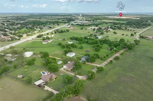 776 April Ln, China Spring, TX 76633 - Photo 8