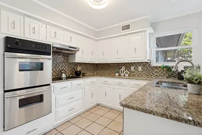 9517 Fallbrook Drive, Dallas, TX 75243 - Photo 18