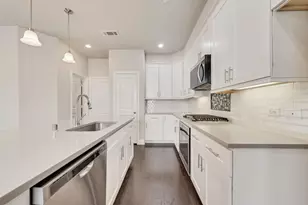 281 Scotia St, Lewisville, TX 75056 - Photo 4