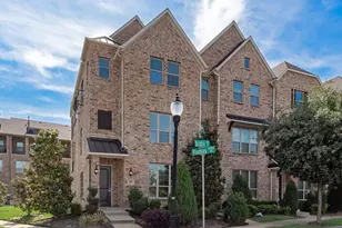 281 Scotia St, Lewisville, TX 75056 - Photo 2