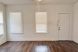 607 Woodbine Ave, Dallas, TX 75203 - Photo 2