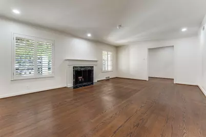 6034 Prestonshire Lane, Dallas, TX 75225 - Photo 2