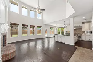 12571 Valley Spring Dr, Frisco, TX 75035 - Photo 14