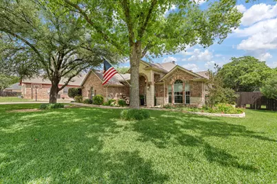 3211 Golden Oaks Circle, Granbury, TX 76049 - Photo 2