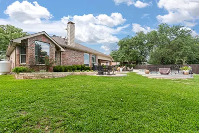 3211 Golden Oaks Circle, Granbury, TX 76049 - Photo 32