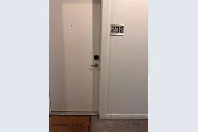 1001 Belleview Street #202, Dallas, TX 75215 - Photo 26