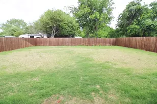 1449 Bennett Dr, Burleson, TX 76028 - Photo 30