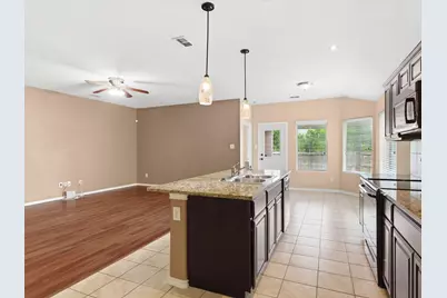 1108 Wellesbourne Lane, Fort Worth, TX 76134 - Photo 6