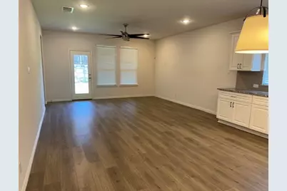 5534 Capilano Court, Garland, TX 75043 - Photo 4