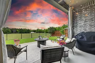 11713 Lake Front Dr, Frisco, TX 75036 - Photo 2