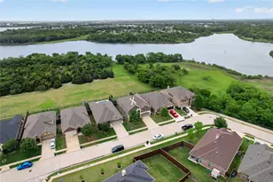 11713 Lake Front Dr, Frisco, TX 75036 - Photo 2