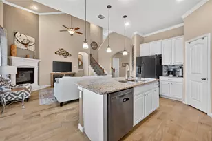 11713 Lake Front Dr, Frisco, TX 75036 - Photo 14