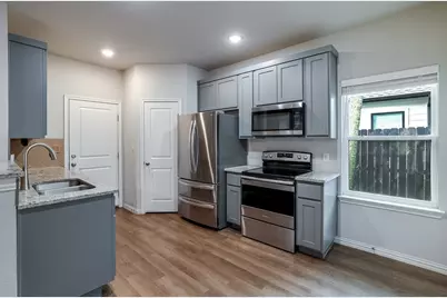 370 S Pecan Street, Milford, TX 76670 - Photo 16