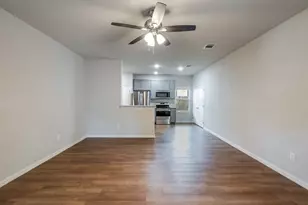 370 S Pecan St, Milford, TX 76670 - Photo 12