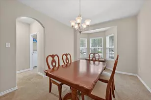 5920 Ivy Glen Dr, Grand Prairie, TX 75052 - Photo 10