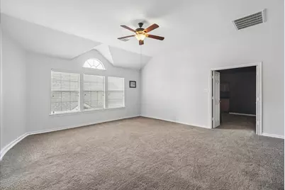 5856 Summerwood Drive, Grand Prairie, TX 75052 - Photo 18