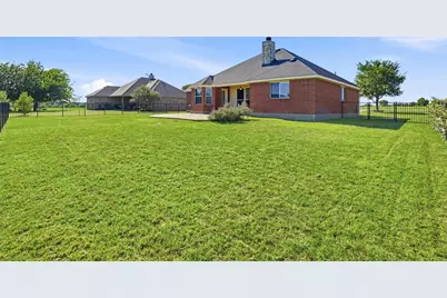 7229 Muirfield Drive, Cleburne, TX 76033 - Photo 22