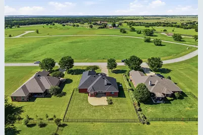 7229 Muirfield Drive, Cleburne, TX 76033 - Photo 30