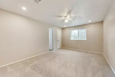 512 W Oakdale Road, Irving, TX 75060 - Photo 20