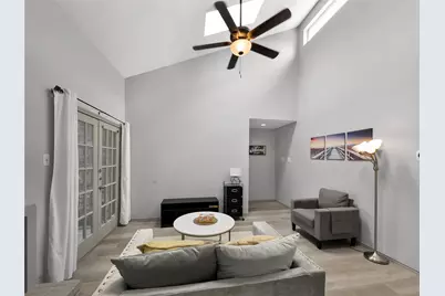 5750 Phoenix Drive #22, Dallas, TX 75231 - Photo 8