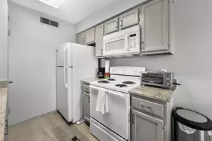 5750 Phoenix Dr, Dallas, TX 75231 - Photo 18