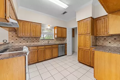 5956 River Bend Drive, Benbrook, TX 76132 - Photo 8