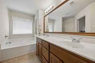 1408 Lauren Ln, Granbury, TX 76048 - Photo 14