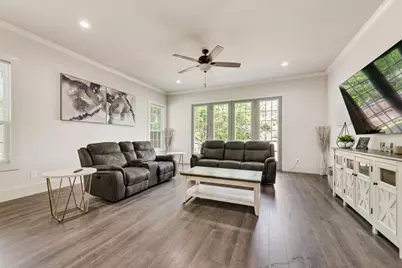 215 Idle Creek Lane, DeSoto, TX 75115 - Photo 10