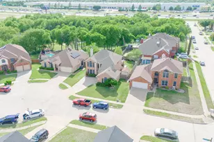 3415 Carnation Ct, Grand Prairie, TX 75052 - Photo 38