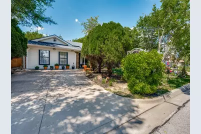 5304 Umbrella Pine Court, Arlington, TX 76018 - Photo 1