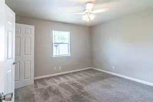 4447 Moler St, Dallas, TX 75211 - Photo 12