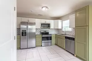 4447 Moler St, Dallas, TX 75211 - Photo 6