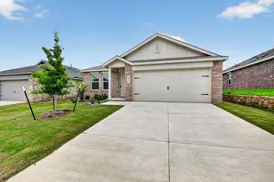 2051 Stable Ln, Aubrey, TX 76227 - Photo 2