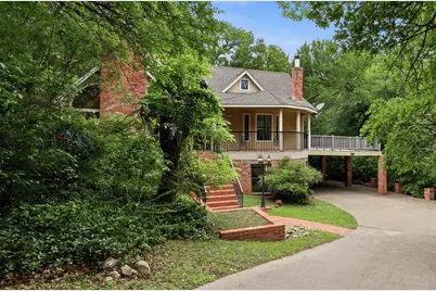 1945 Bluebird Avenue, Fort Worth, TX 76111 - Photo 34