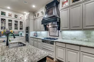 5808 Naples Dr, Flower Mound, TX 75028 - Photo 14