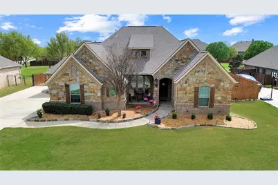 1173 Durango Springs Drive, Fort Worth, TX 76052 - Photo 1