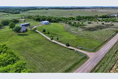 4316 Leona Road, Bowie, TX 76230 - Photo 30