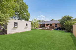9077 Longmont Dr, Dallas, TX 75238 - Photo 20