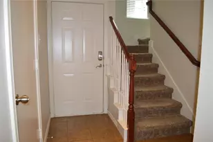 500 Kingscote Ct, Arlington, TX 76010 - Photo 2