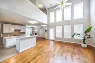 3601 Dripping Springs Dr, Plano, TX 75025 - Photo 6