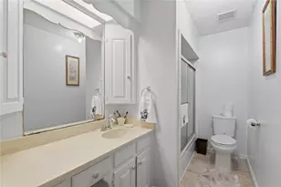 14370 Haymeadow Cir, Dallas, TX 75254 - Photo 10